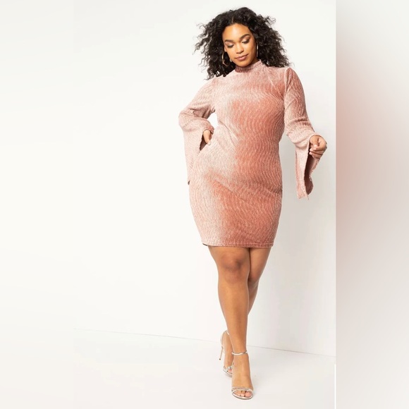 NWT Eloquii Pink Plisse Velvet Open Back Dress - Picture 9 of 9